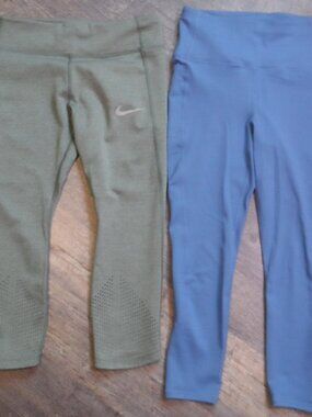 Two Pair Leggings / Yoga Athletic Pants Blue Skechers  & Green Nike Sz Med